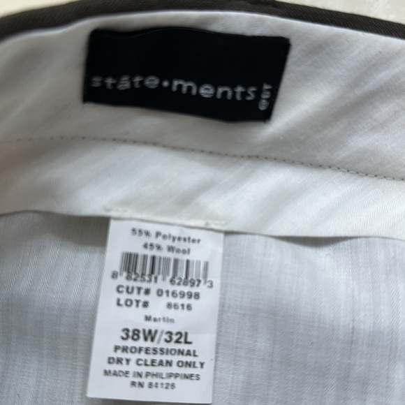 NWT state•ment dress slacks. Means size 38W 32L - Picture 5 of 7